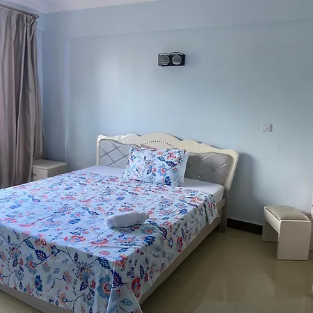 Beachfront M. A.Apartment Dar es Salaam Exterior photo