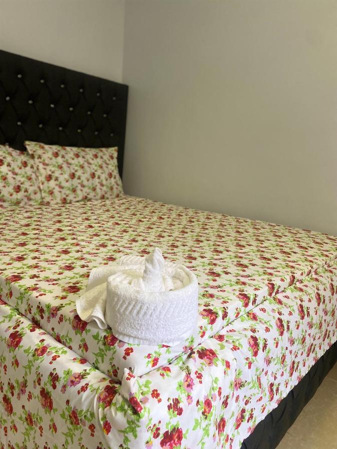 Beachfront M. A.apartment Dar es Salaam